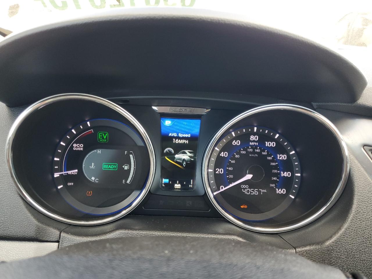 2015 Hyundai Sonata Hybrid VIN: KMHEC4A45FA122728 Lot: 69612315