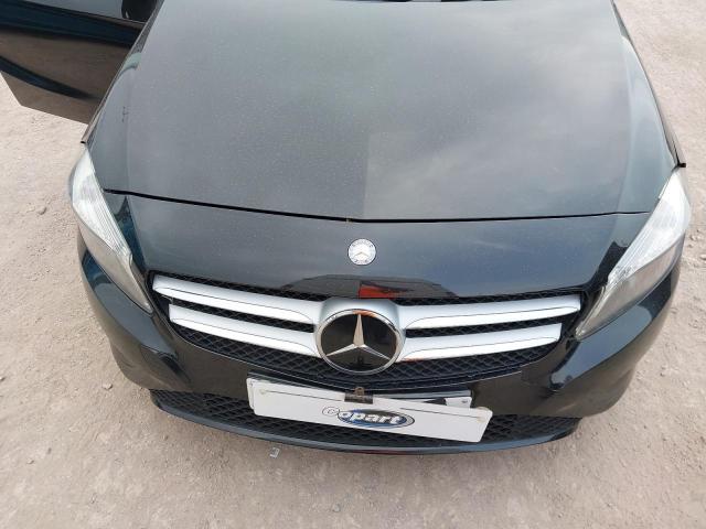 2014 MERCEDES-BENZ A180 BLUEEFFICIENCY SPORT 