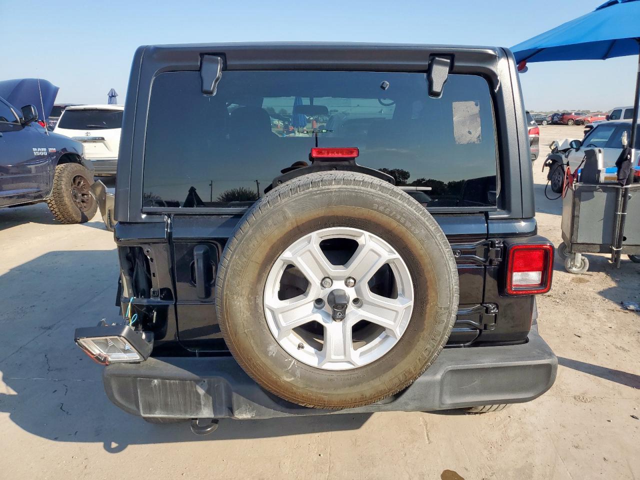 2022 Jeep Wrangler Sport VIN: 1C4GJXAG5NW168589 Lot: 70162155