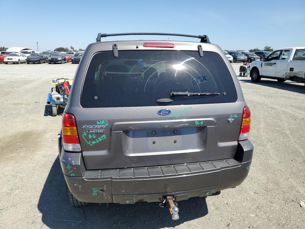 2005 Ford Escape Limited VIN: 1FMYU04185KB64291 Lot: 70598995