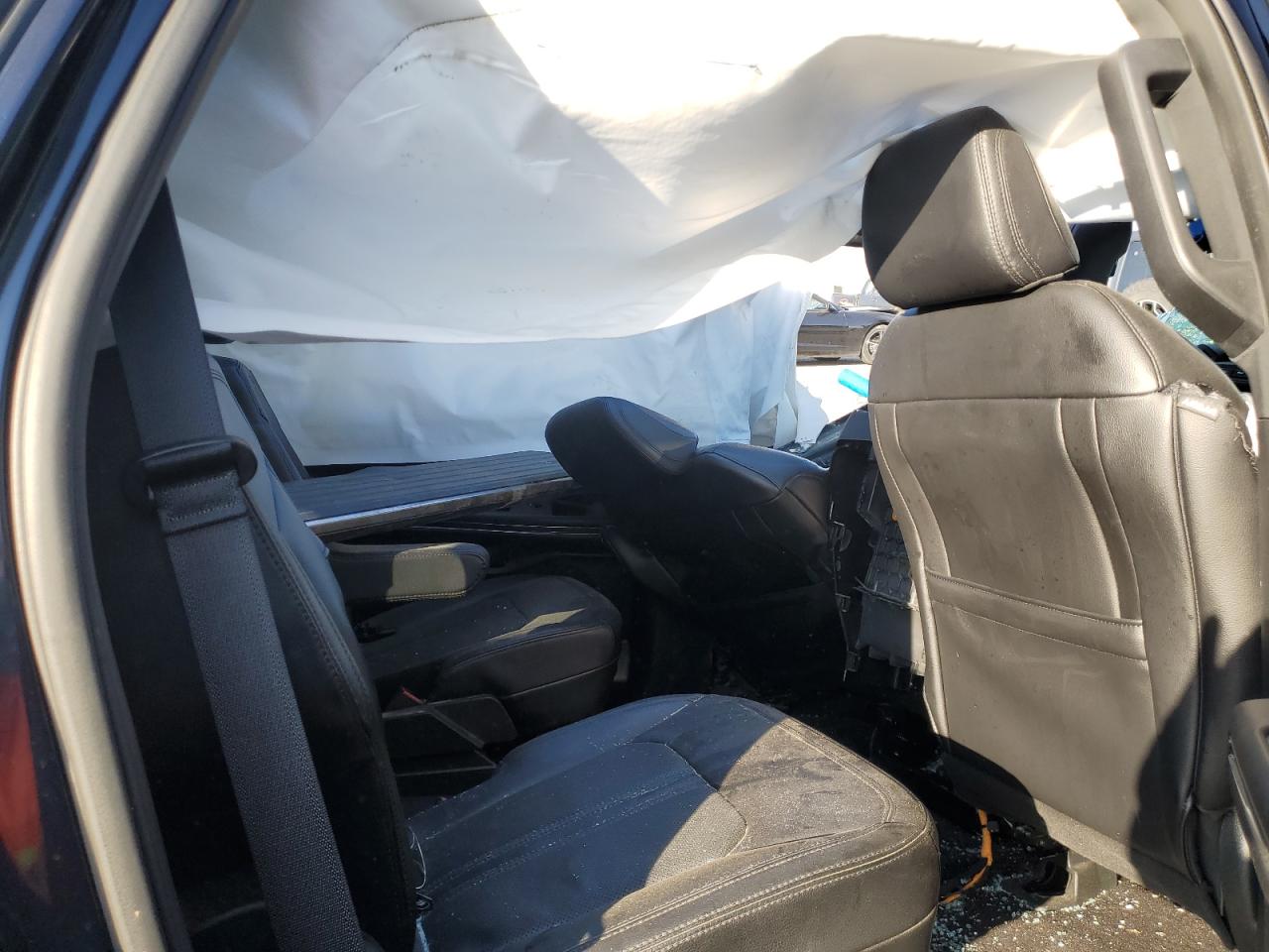 2021 Ford Expedition Limited VIN: 1FMJU2AT9MEA23469 Lot: 70159305