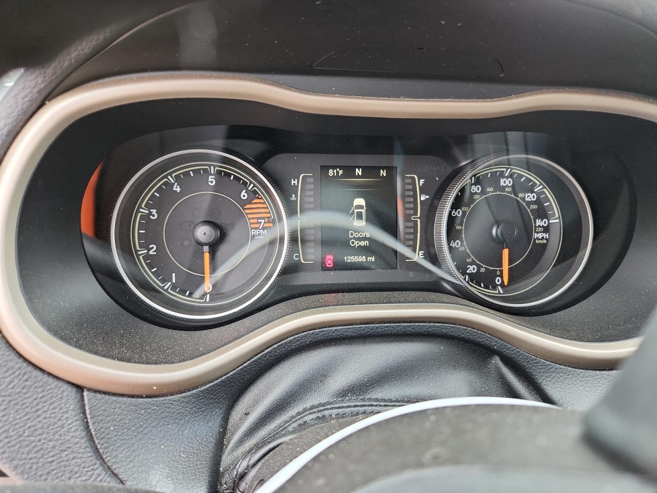 2016 Jeep Cherokee Latitude VIN: 1C4PJMCB0GW153694 Lot: 69342885