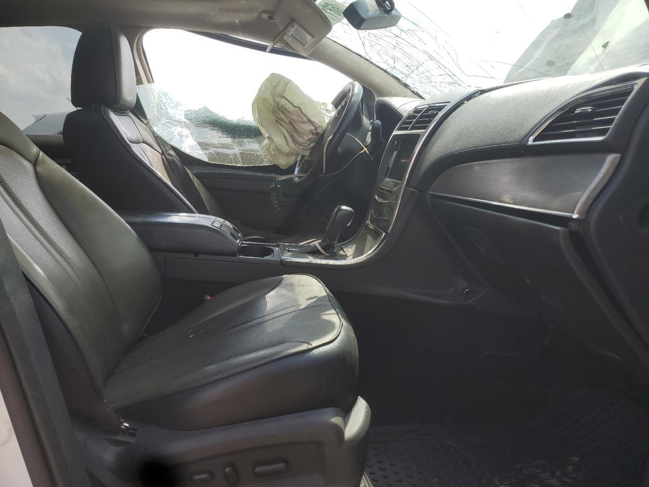 2011 Lincoln Mkx VIN: 2LMDJ8JK7BBJ26774 Lot: 68111865