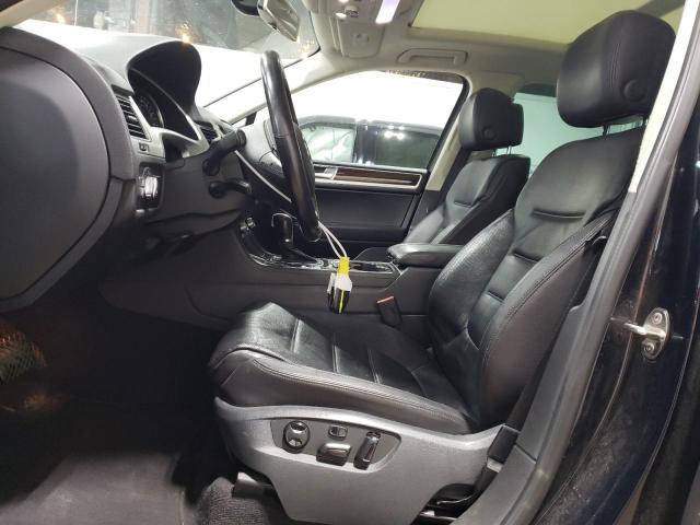  VOLKSWAGEN TOUAREG 2016 Granatowy