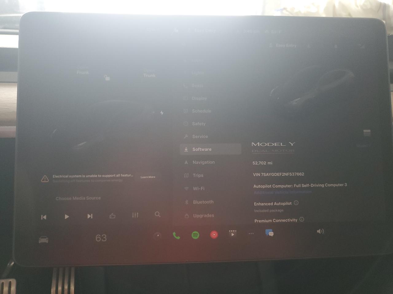 2022 Tesla Model Y VIN: 7SAYGDEF2NF537662 Lot: 67284735