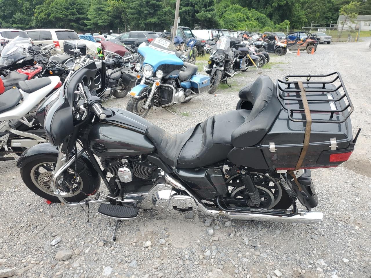 2006 Harley-Davidson Flhtcui grey roadster_bike gas 1HD1FCW146Y609279 photo #4