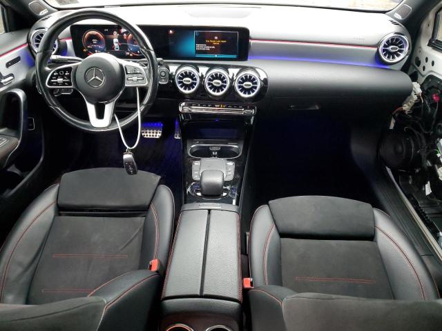  MERCEDES-BENZ A-CLASS 2021 Белы
