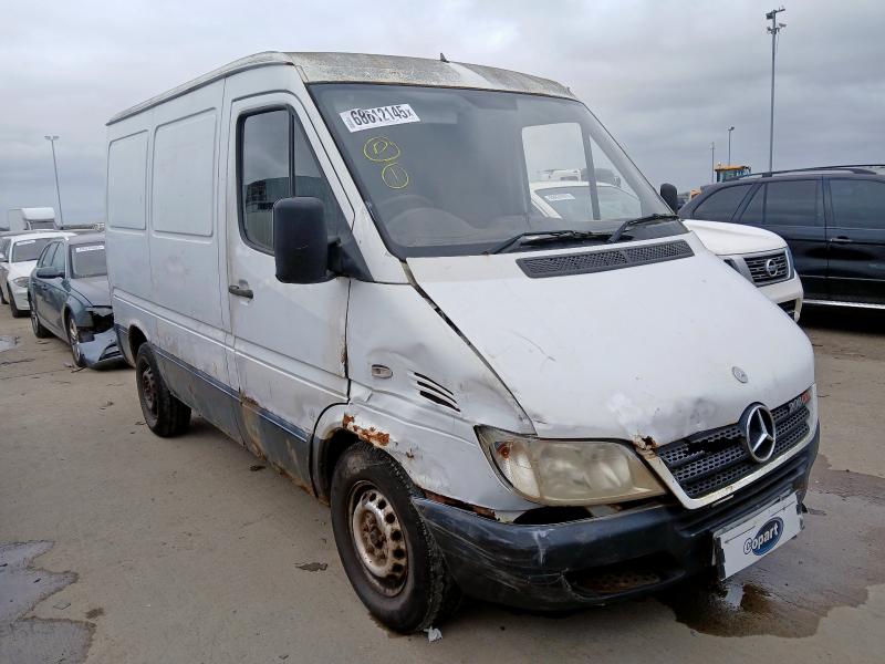 2004 MERCEDES BENZ SPRINTER 2