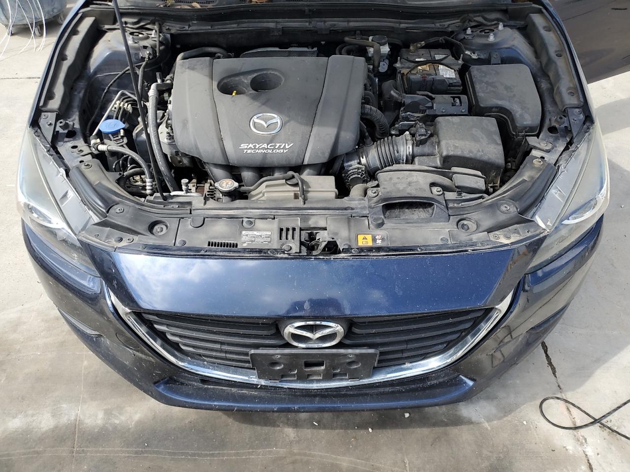 2018 Mazda 3 Touring VIN: 3MZBN1V37JM238376 Lot: 69600915