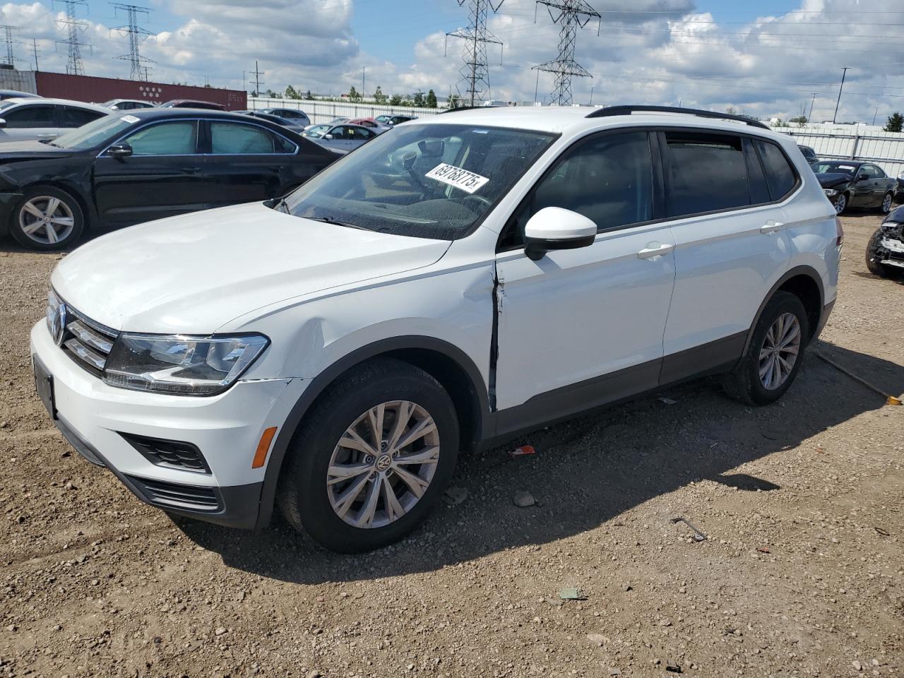 2018 Volkswagen Tiguan S white null gas 3VV1B7AX1JM163159 photo #1