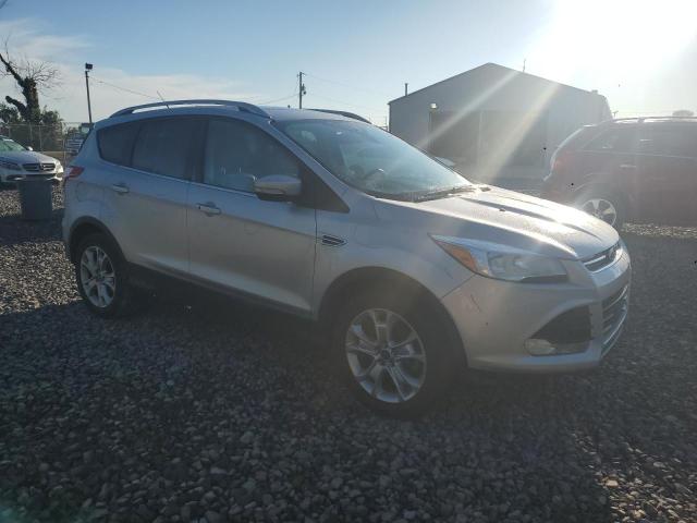  FORD ESCAPE 2016 Серебристый