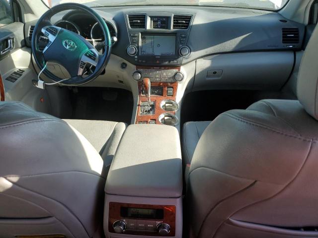  TOYOTA HIGHLANDER 2012 Srebrny