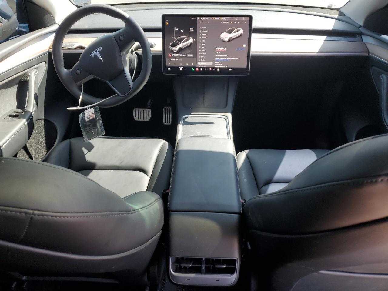 2025 Tesla Model Y VIN: 7SAYGDEF3SF312341 Lot: 71064425