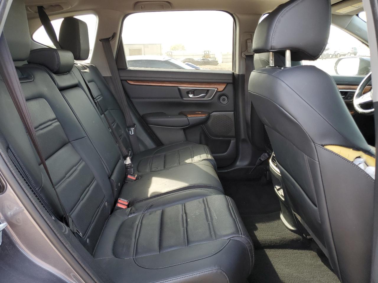 2022 Honda Cr-V Touring VIN: 5J6RT6H9XNL035469 Lot: 70647725