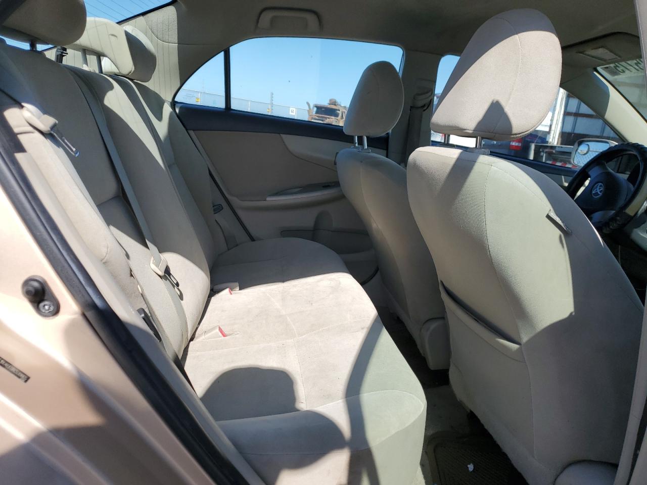 X (E140, E150) X (E140, E150)
