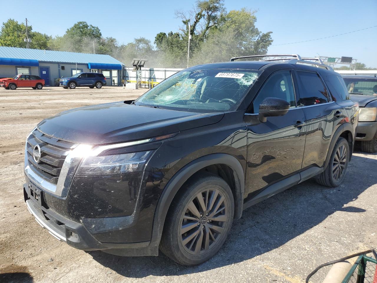 2023 Nissan Pathfinder Sl