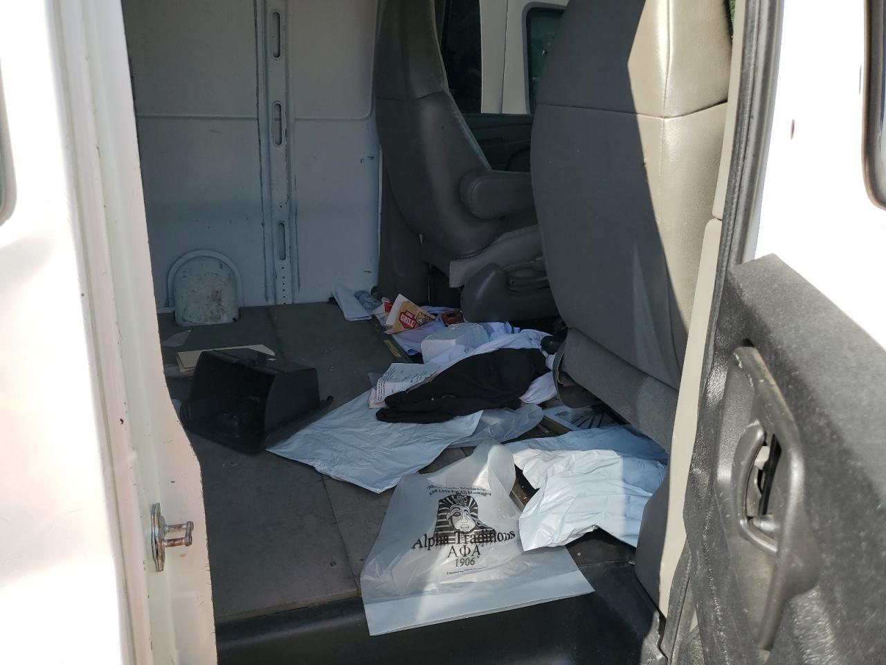 2008 Chevrolet Express G1500 VIN: 1GCFG15X881148999 Lot: 70021185