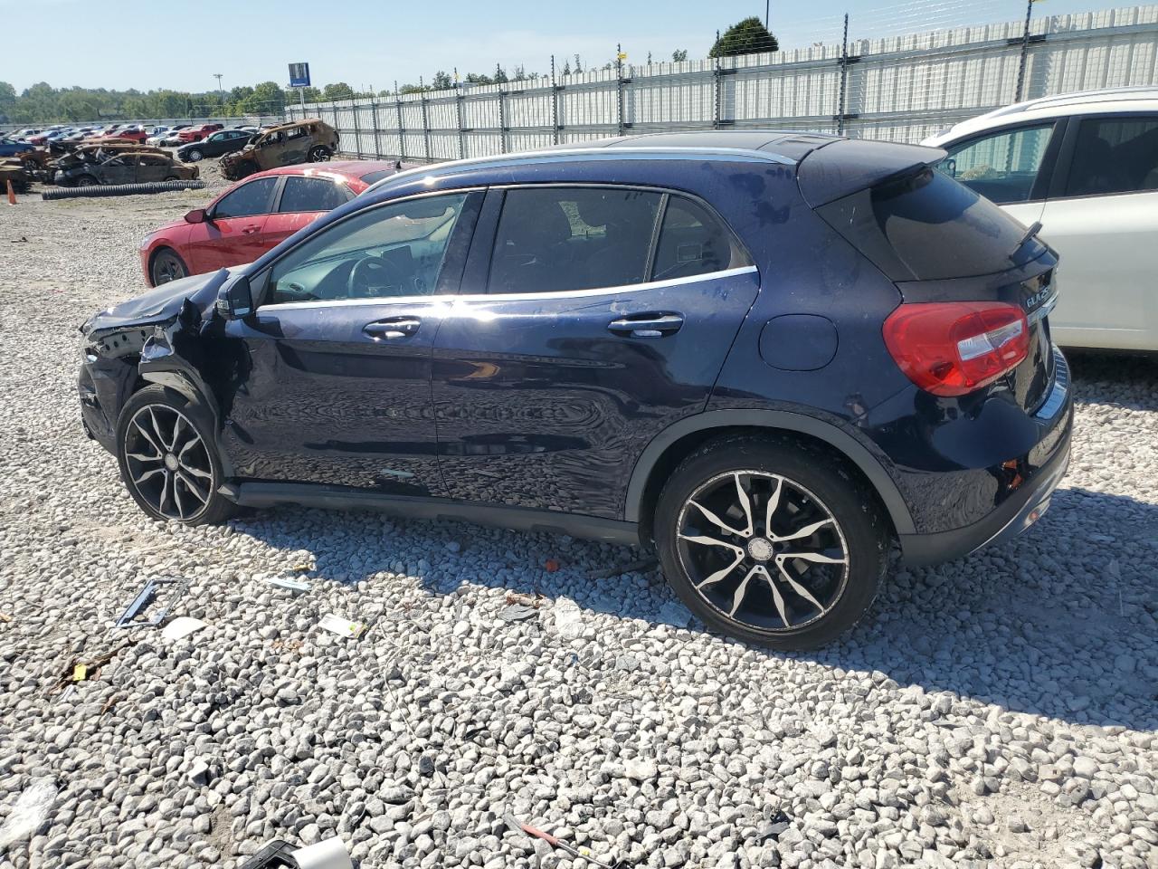 2017 Mercedes-Benz Gla 250 4Matic blue null gas WDCTG4GB5HJ353695 photo #3