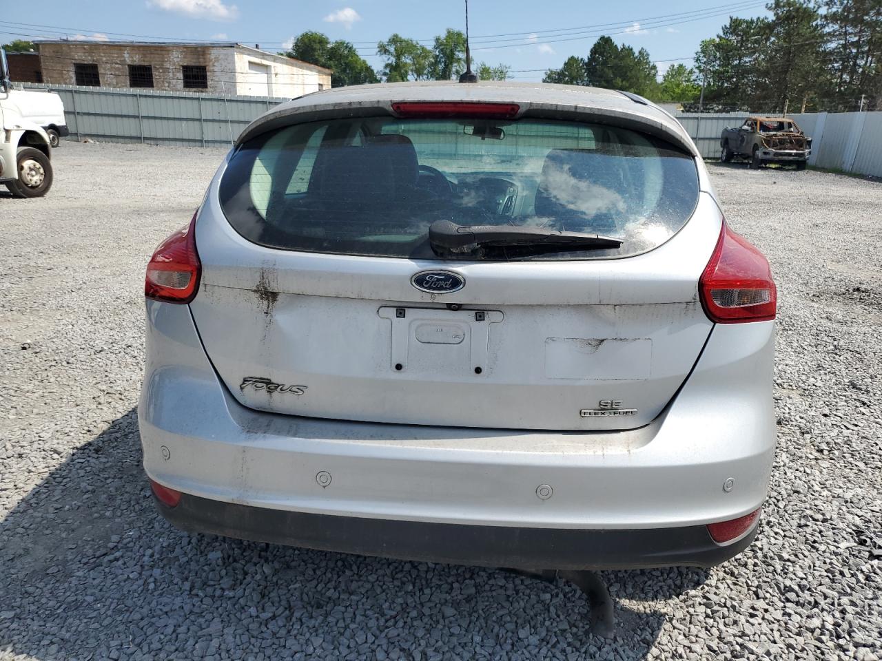 2016 Ford Focus Se VIN: 1FADP3K29GL311339 Lot: 68924155