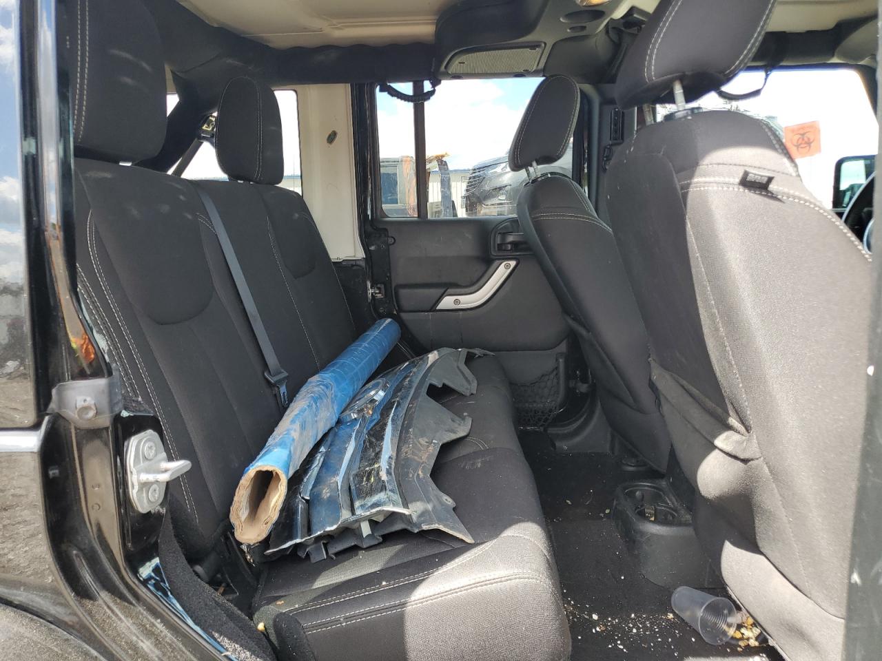 2017 Jeep Wrangler Unlimited Sahara VIN: 1C4HJWEG7HL614577 Lot: 70100765