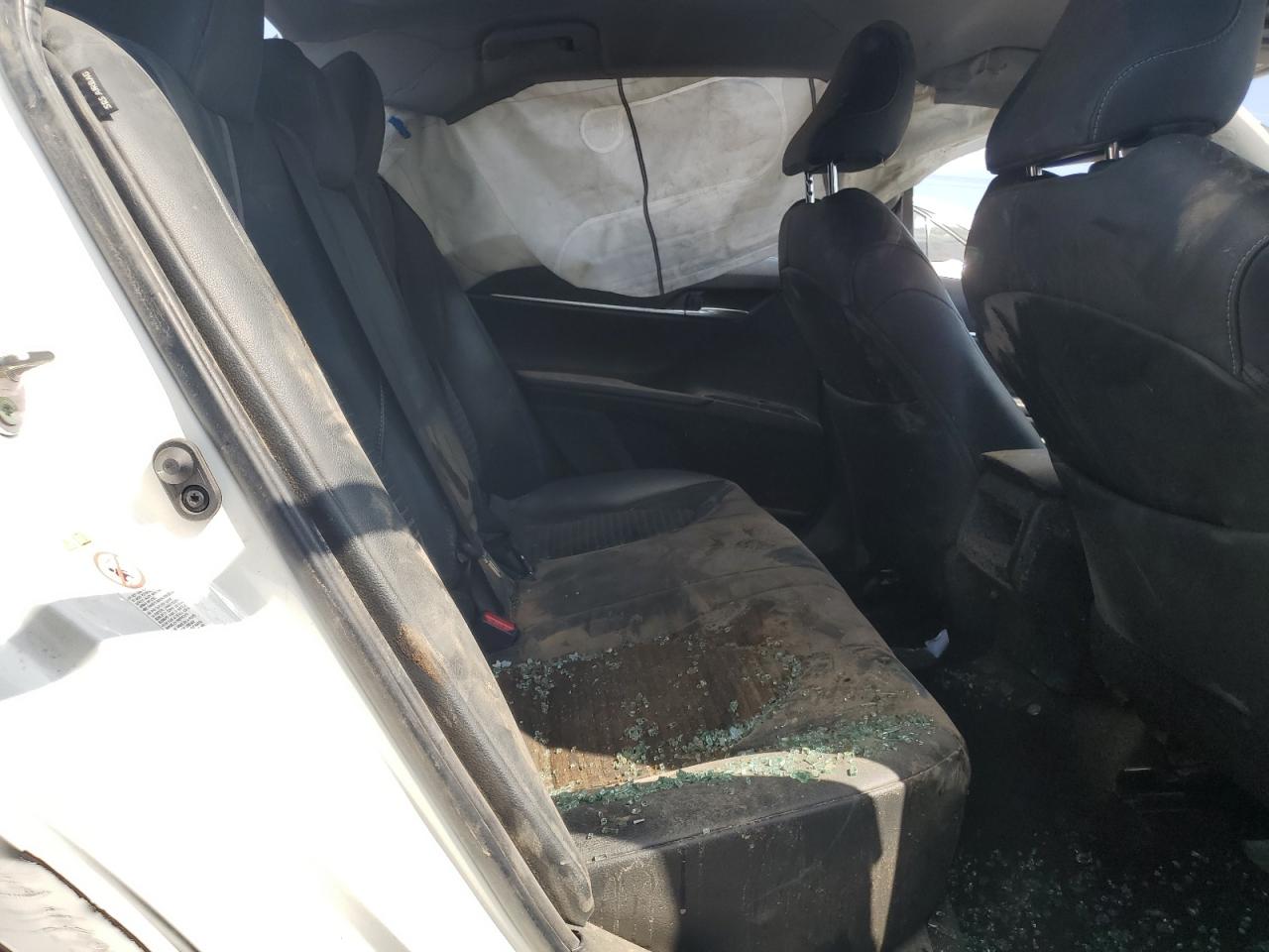 2019 Toyota Camry L VIN: 4T1B11HK9KU769783 Lot: 68996215