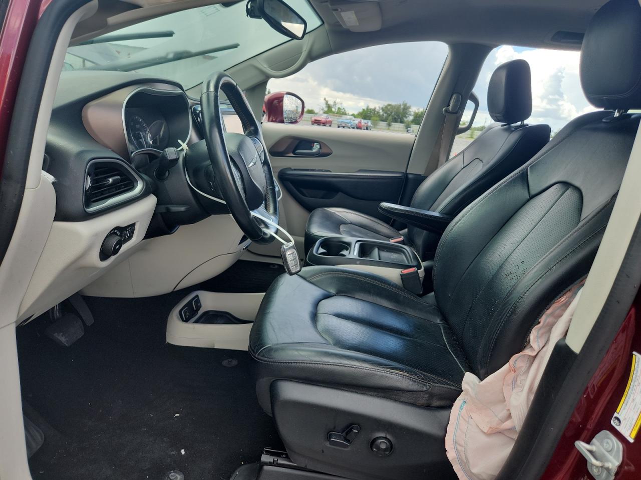 2019 Chrysler Pacifica Touring L VIN: 2C4RC1BG5KR537700 Lot: 69955985