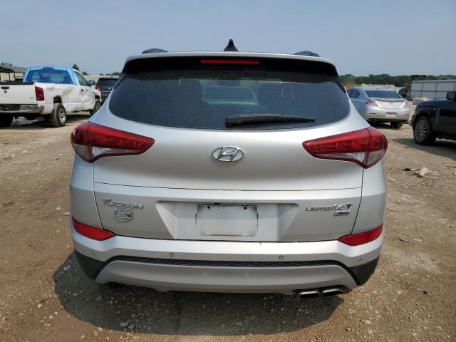  HYUNDAI TUCSON 2017 Srebrny