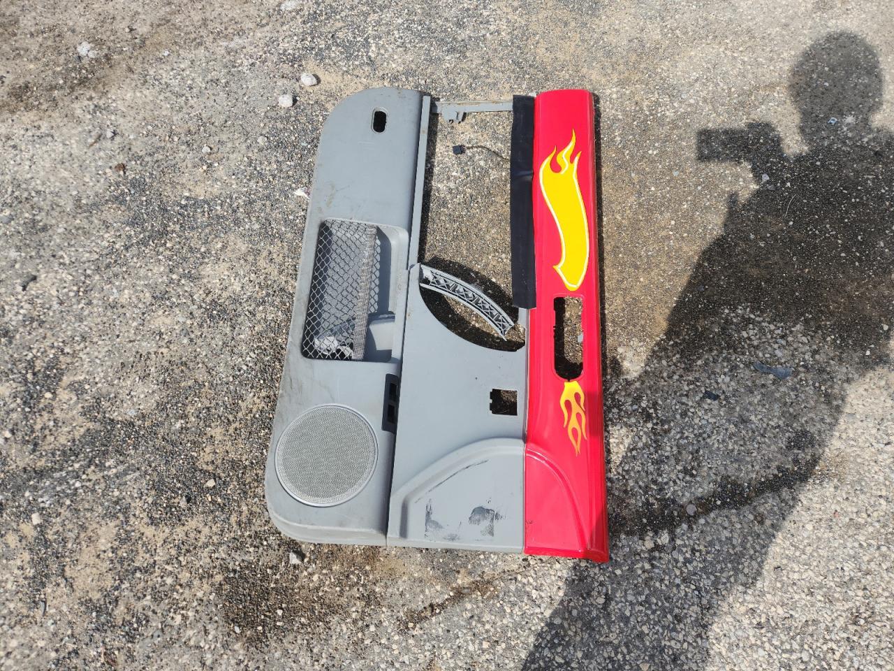 2000 Volkswagen New Beetle Glx VIN: 3VWDD21C9YM430514 Lot: 70367375