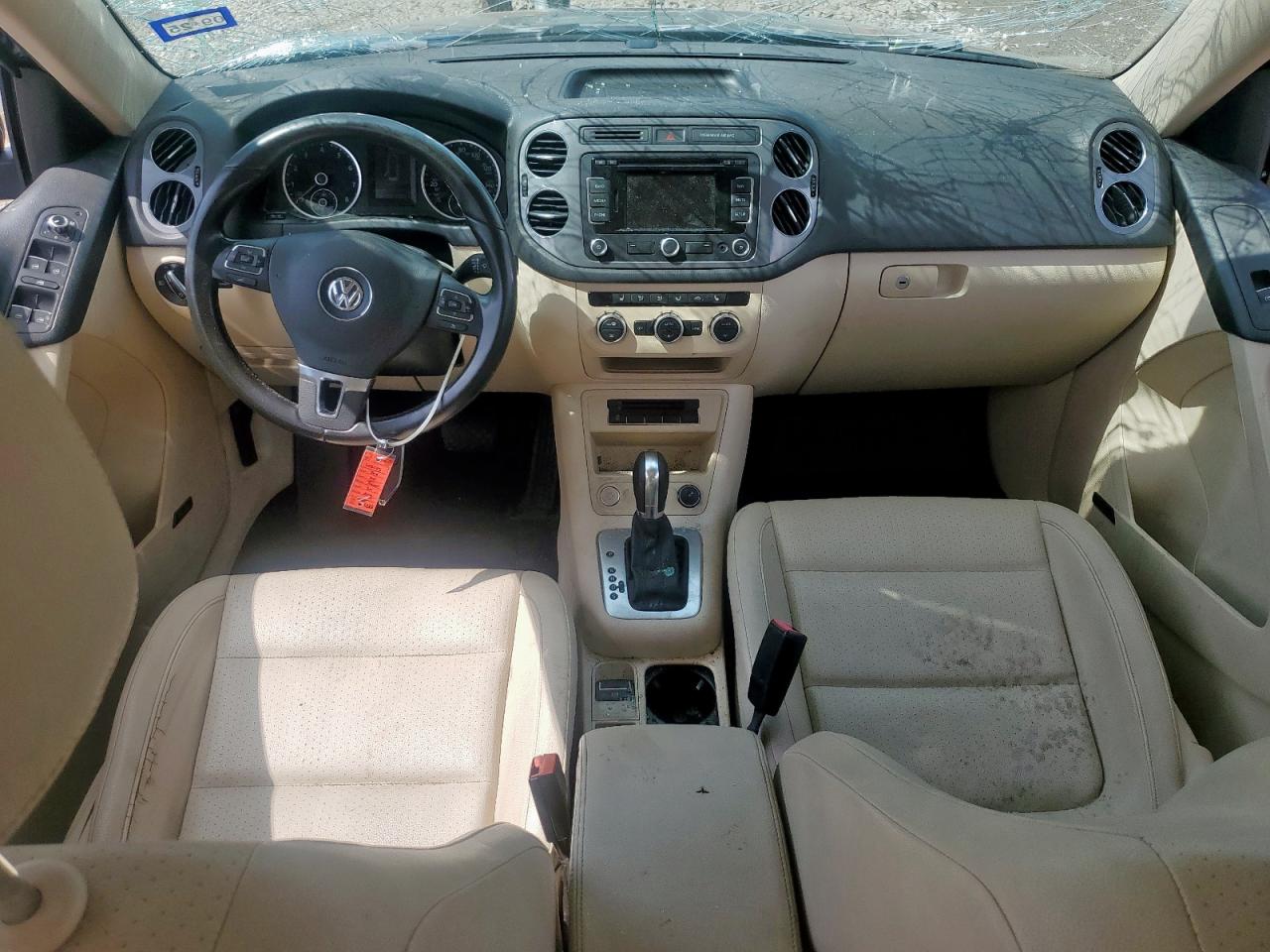 2014 Volkswagen Tiguan S VIN: WVGAV3AX7EW602185 Lot: 70879275