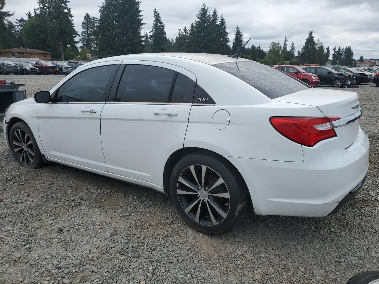 2012 Chrysler 200 Touring white null flexible 1C3CCBBG7CN300673 photo #3