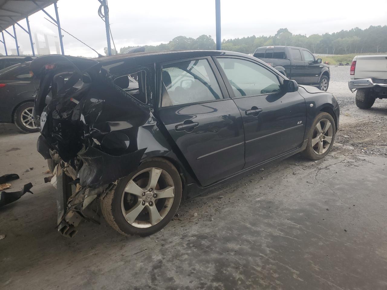 2005 Mazda 3 Hatchback JM1BK143651327355 photo #4