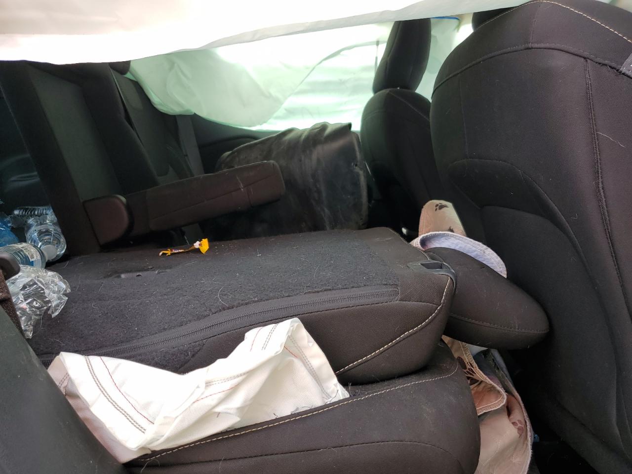 2017 Jeep Cherokee Latitude VIN: 1C4PJLCB0HW598223 Lot: 70700755