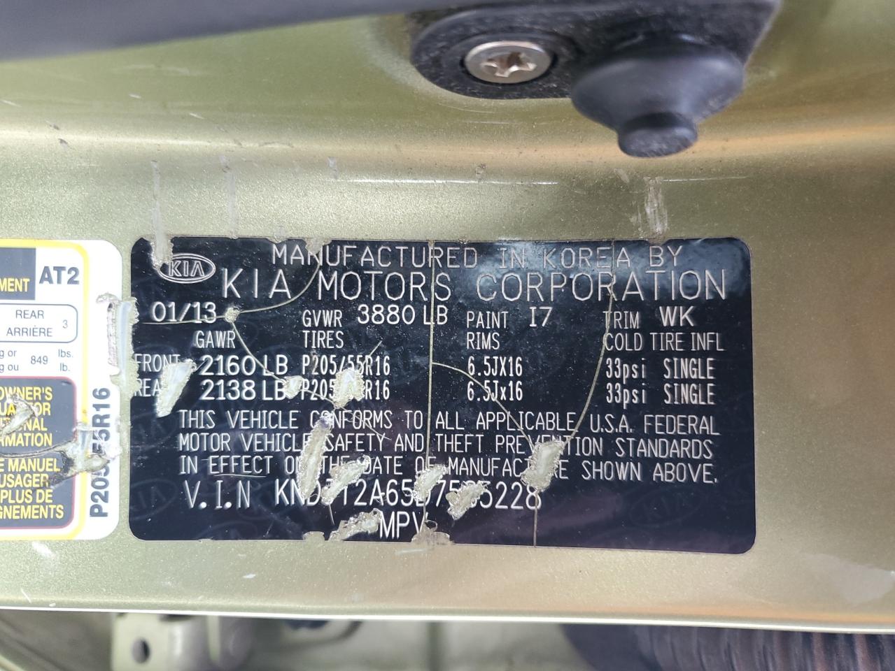 2013 Kia Soul + VIN: KNDJT2A65D7585228 Lot: 70373095