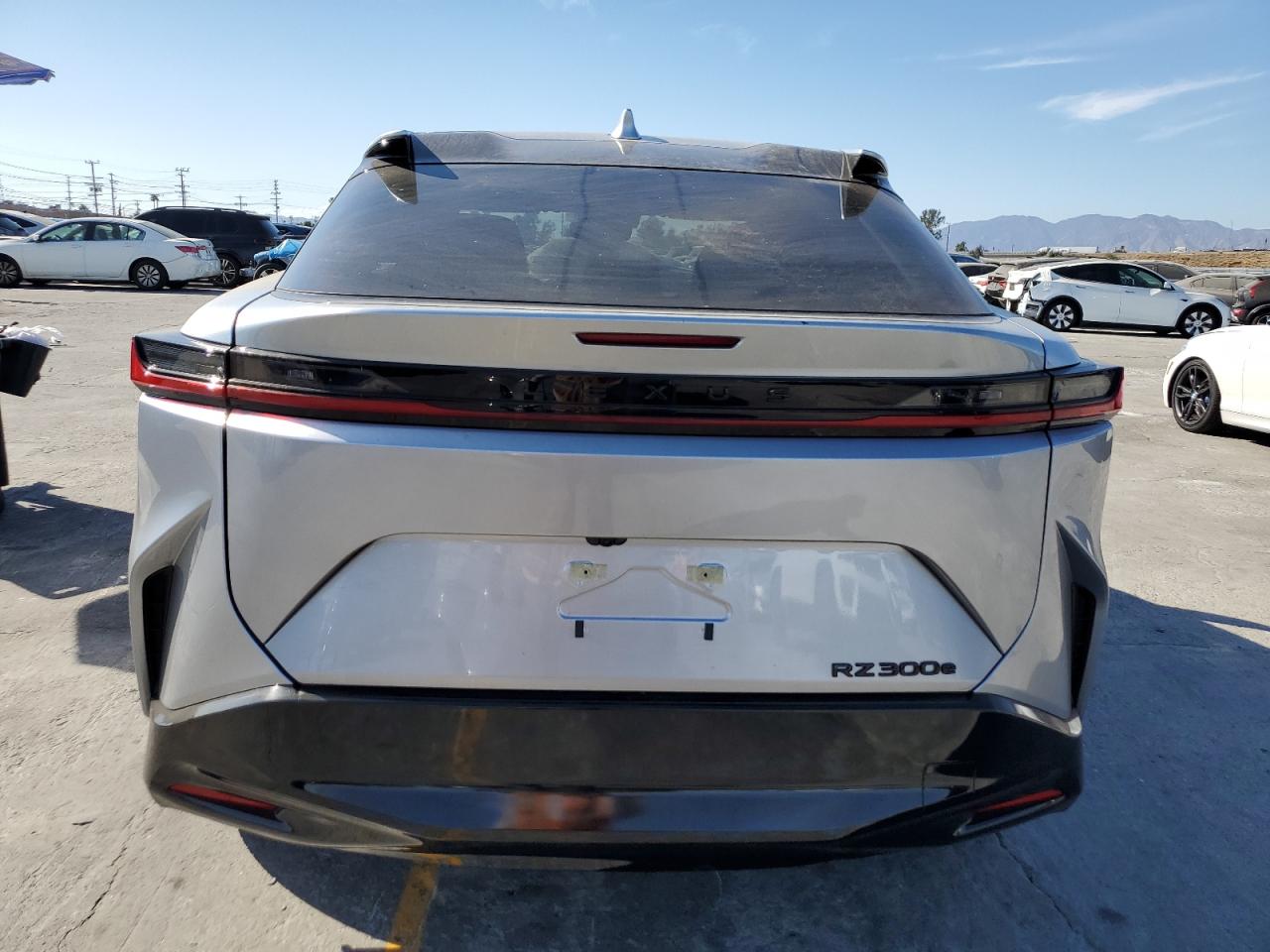 2025 Lexus Rz 300E VIN: JTJABABB8SA008201 Lot: 70900125