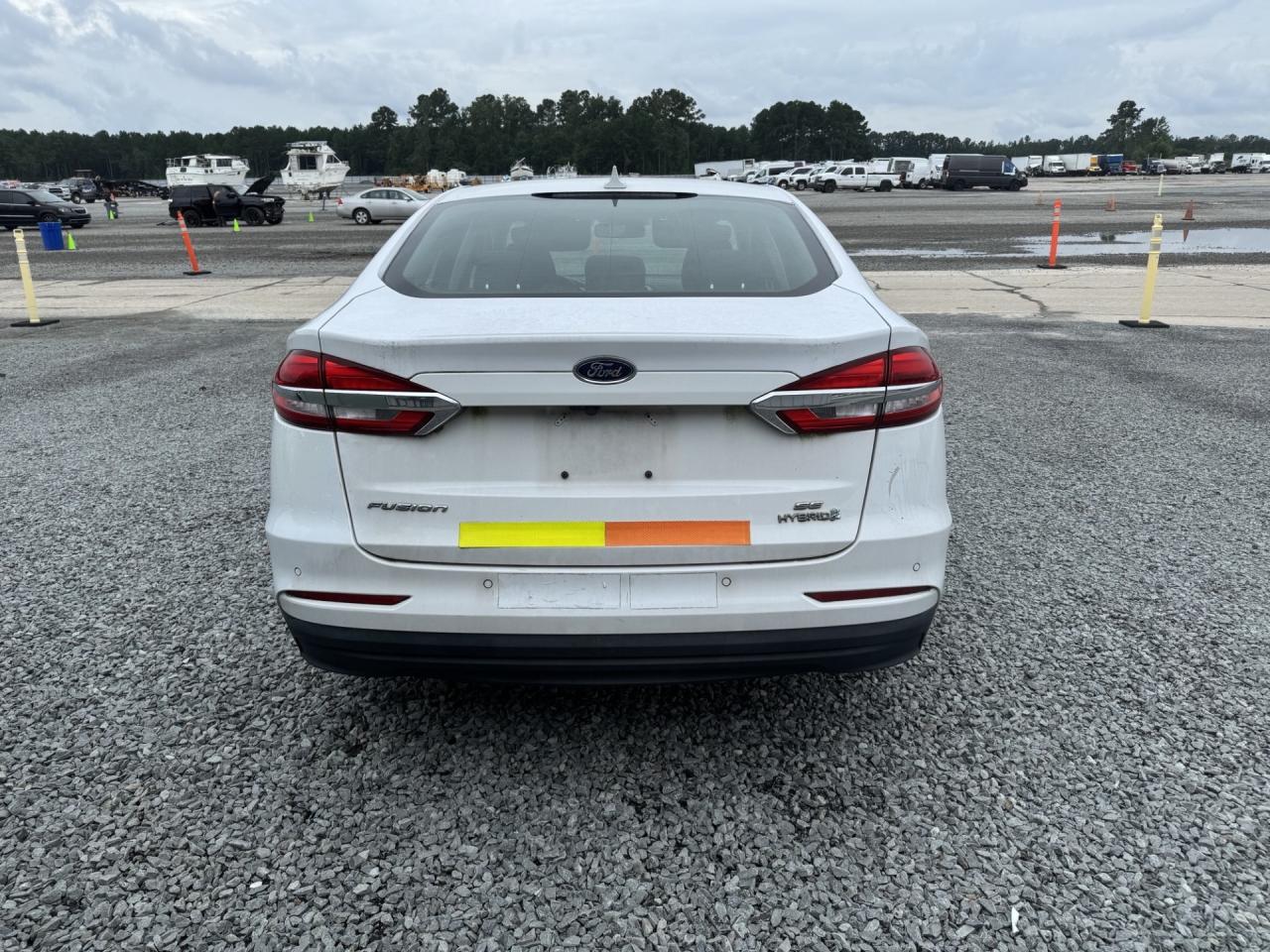 2019 Ford Fusion Se VIN: 3FA6P0LU3KR285127 Lot: 54026335