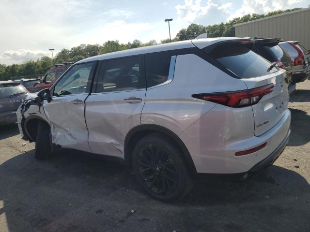  MITSUBISHI OUTLANDER 2024 Biały