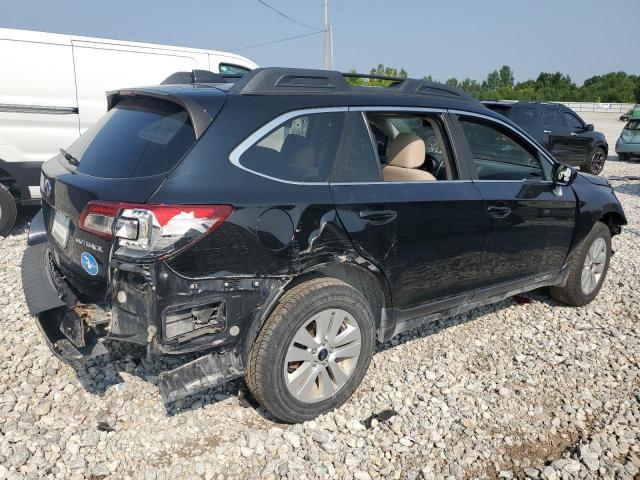  SUBARU OUTBACK 2018 Czarny