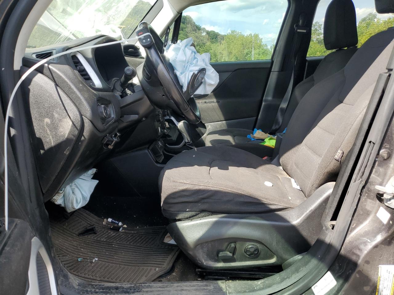 2018 Jeep Renegade Latitude VIN: ZACCJABB5JPJ68093 Lot: 70480605