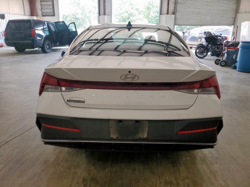 HYUNDAI ELANTRA 2024 Biały