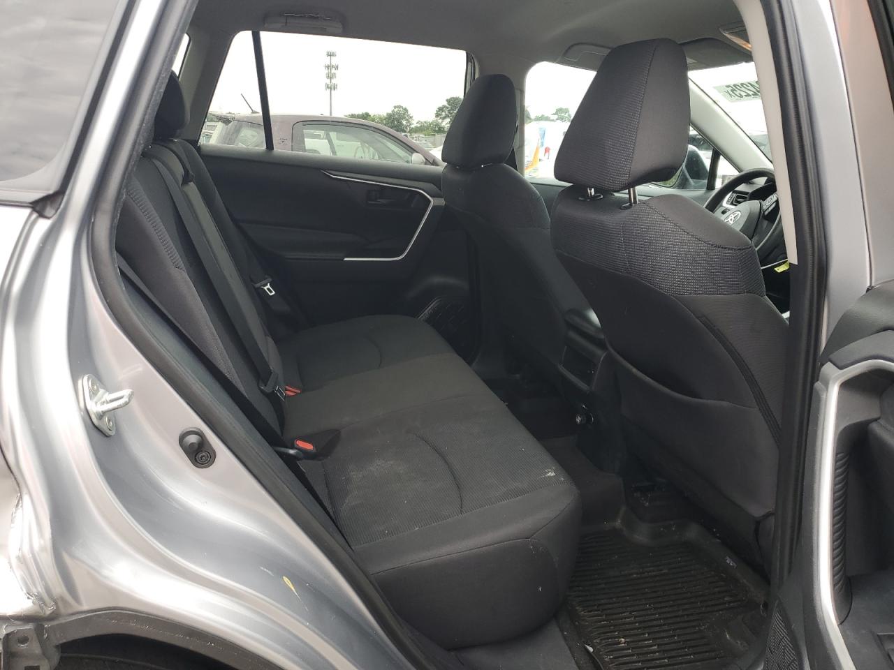 2020 Toyota Rav4 Le VIN: 2T3G1RFV1LC105425 Lot: 68204225