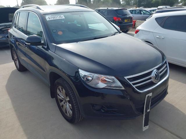 2011 VOLKSWAGEN TIGUAN MAT