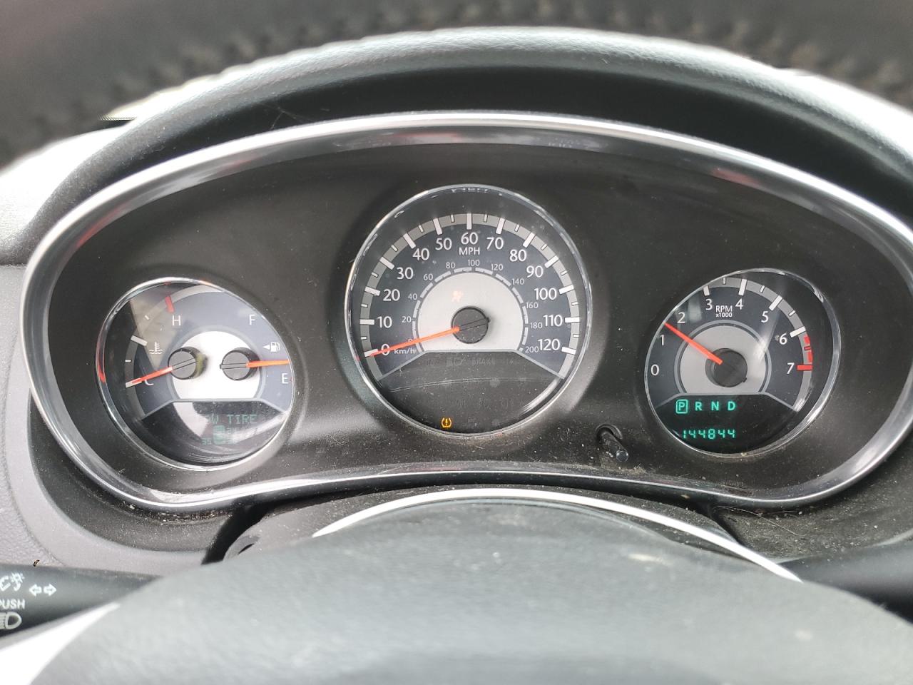 2013 Chrysler 200 Touring VIN: 1C3CCBBB0DN585836 Lot: 68018895