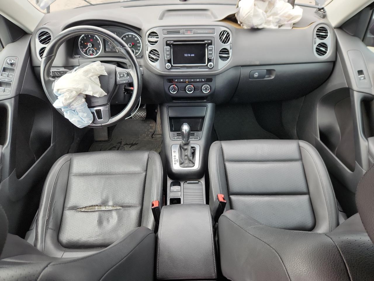 2013 Volkswagen Tiguan S VIN: WVGAV3AX8DW608477 Lot: 70853815