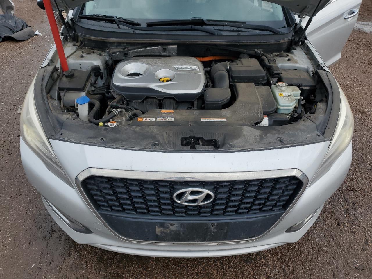 2016 Hyundai Sonata Hybrid VIN: KMHE34L12GA030397 Lot: 70166515