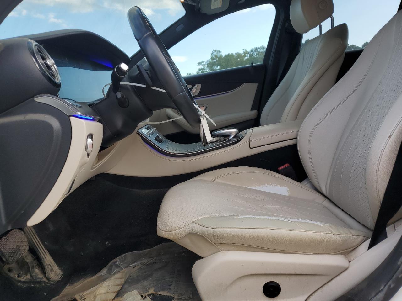 2019 Mercedes-Benz E 300 VIN: WDDZF4JB9KA555898 Lot: 69986815