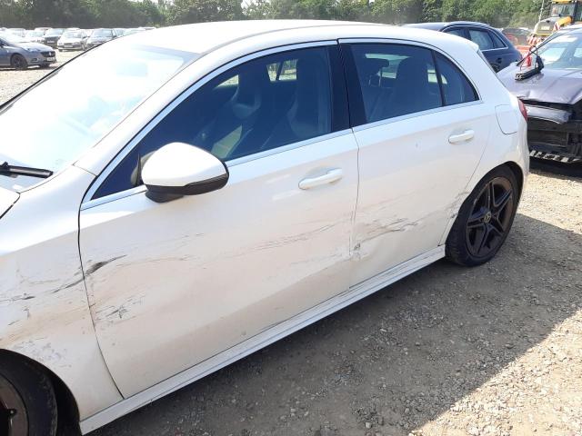 2019 MERCEDES BENZ A 180 AMG