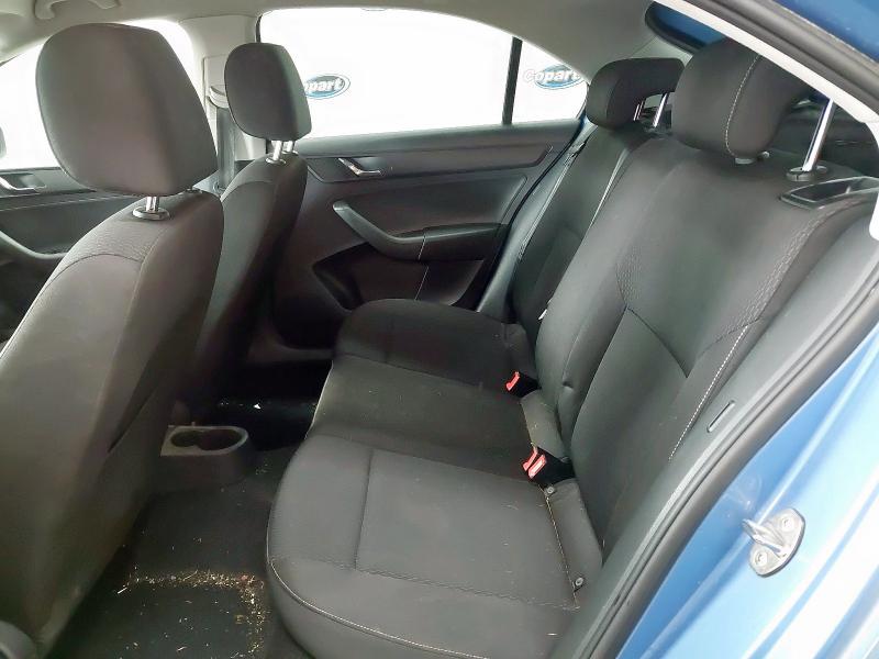 2013 SKODA RAPID 1.2 TSI GREENTECH SE 5DR