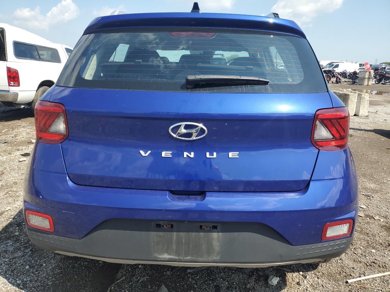 2021 Hyundai Venue Sel VIN: KMHRC8A31MU111978 Lot: 68397265