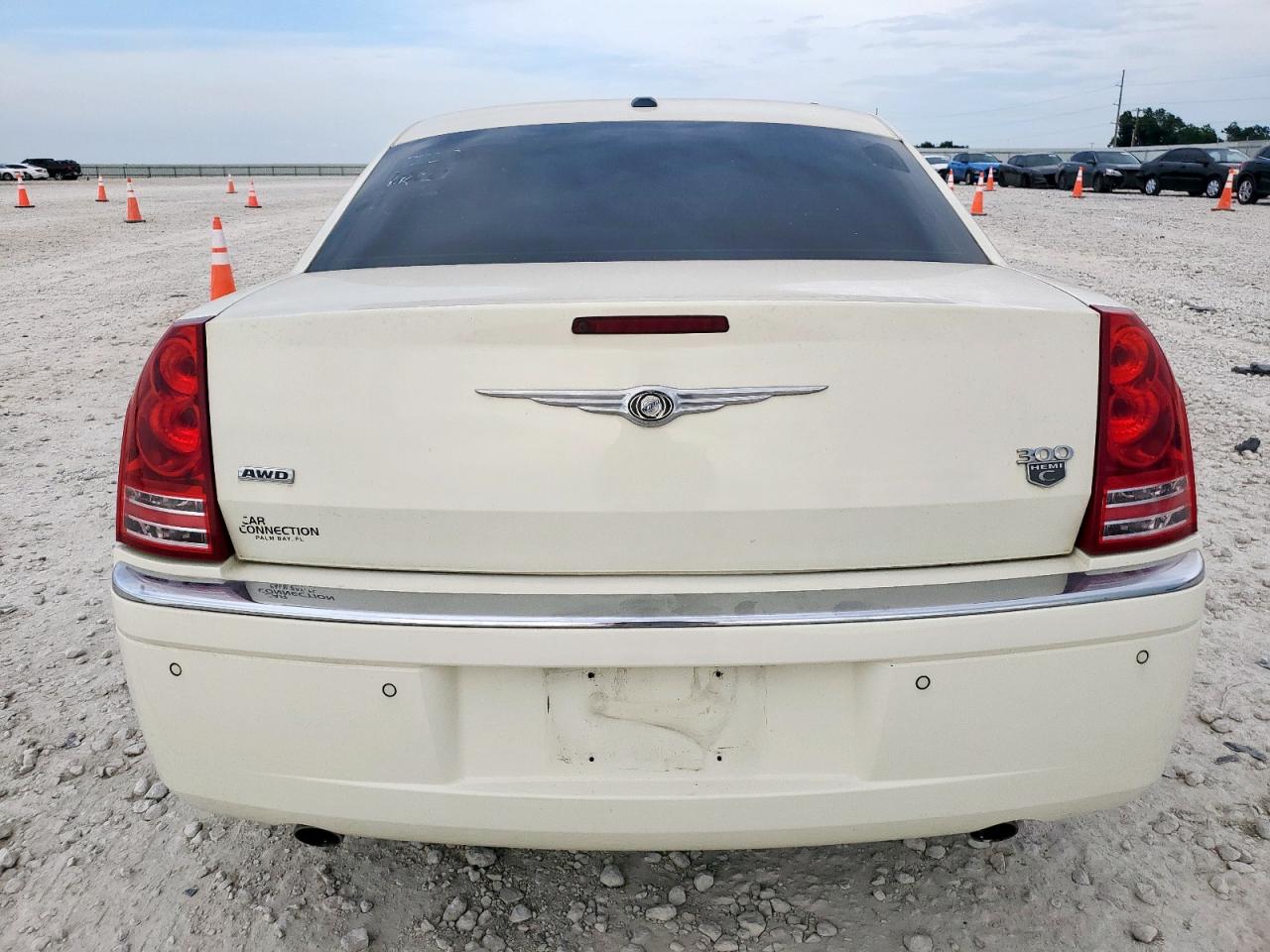 2010 Chrysler 300C VIN: 2C3CK6CT9AH113835 Lot: 69008105