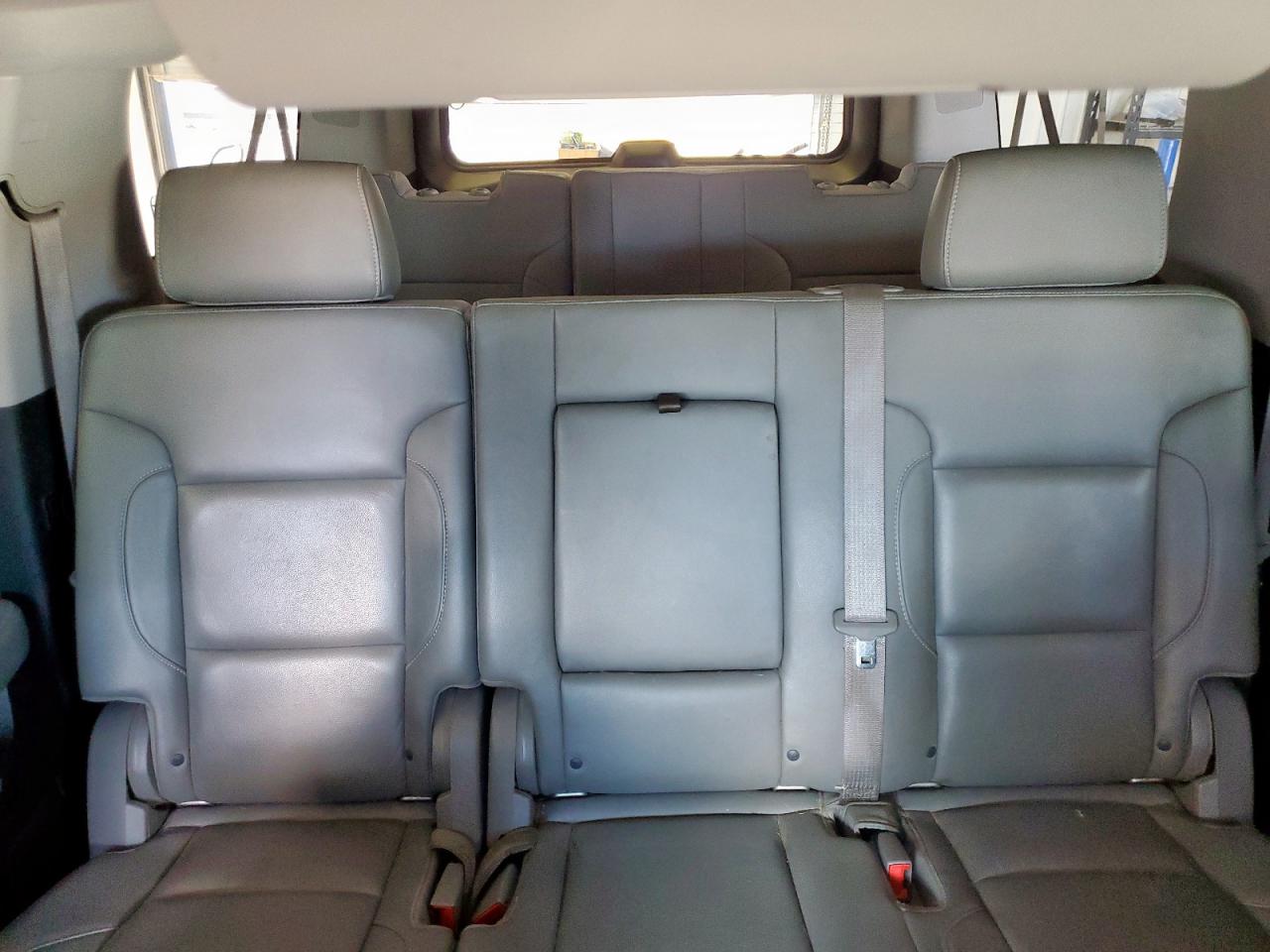 2016 Chevrolet Suburban C1500 Lt VIN: 1GNSCHKC3GR229470 Lot: 69930855